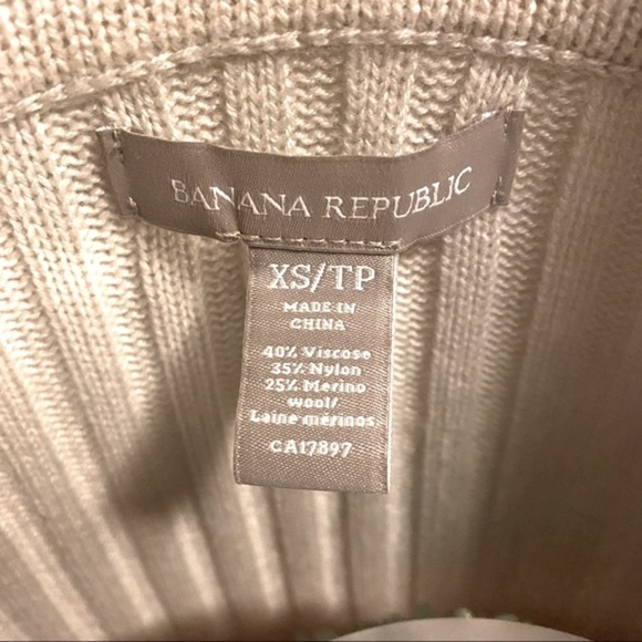 Banana Republic Cardigan Open Front sweater. High/low, cozy wool blend - Picture 6 of 9